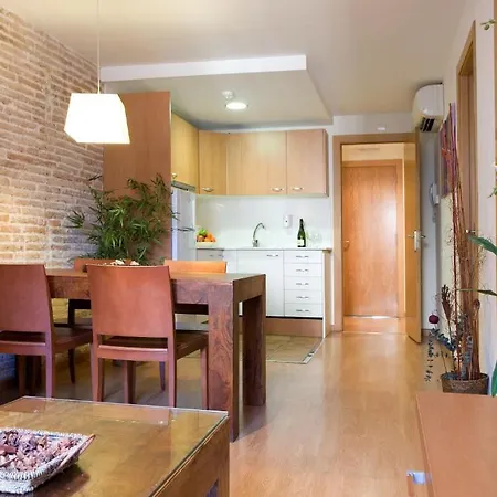 Bcn House Apartmán *